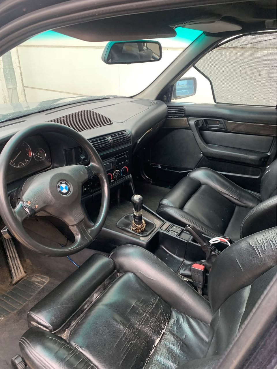 BMW 520i
مەکینە ٢٠ گێڕ عادی
ئاڕم ئەسڵی سلێمانی بەشەرتی ئەوەلیات
جام کارەبا
گوشین سیاحی
دەژبول ئیڕباگ
ناو فۆڕمیکا
پێش گەورە
گێڕ مەکینە بەشەرت
ئەکسلی بەشەرت
کارەبایی بەشەرت
سعری ٣٠ کەمێک معامەلە
هەمووی نوسراوو بۆ زانیاری نامە مەنێرە 
واتس ئەپ -ڤایبەر-*********** شقلاوة, أربيل
