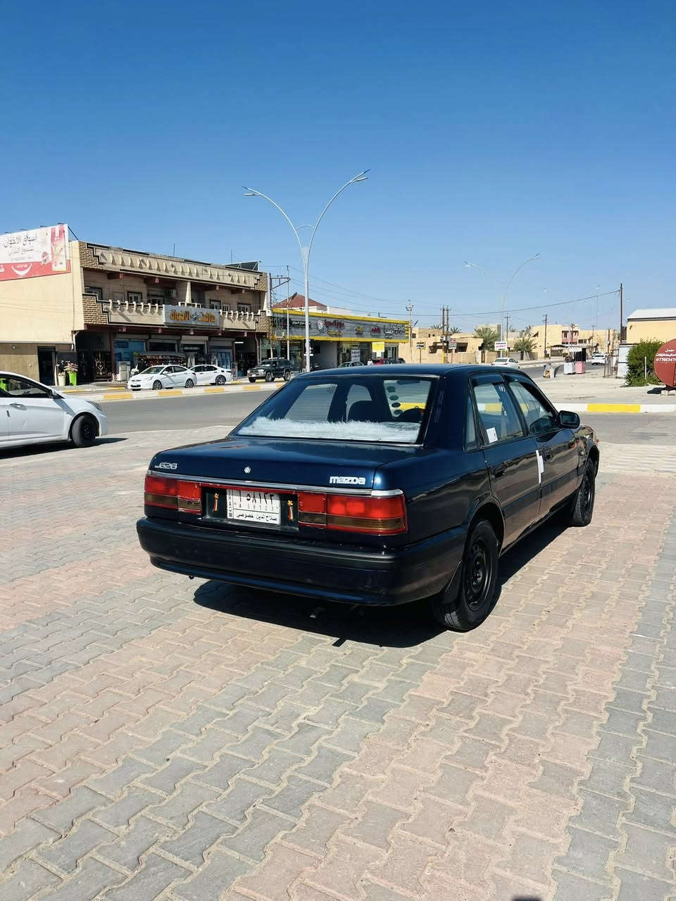 السلام عليكم 
للبيع سياره مازده 626
موديل 1992
محرك 8 باخ نوزل المرغوب 
صدر جديد تخم تاير جديد 
صبغ عام جماليه 
جام كهرباء 4 أبواب شغاله 
شرط التحويل و الغرامه
السعر 35 ورقه وبيها مجال 
السياره جاهزه من كلشي 
***********

***********
