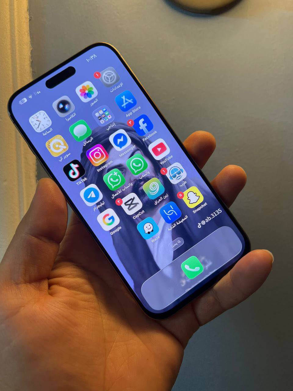 للمراوس 16  برو ماكس ذاكرة 256  بطارية 89 عدد الدورات 610 جهاز نضيف كلش مابي اي بلادي بس الضهر مبدل وكالة ممبين ولا بي اي خلل للبيع او مراوس حسب القناعة السعر 980   بغداد الشعلة الخطيب *********** بغداد, العراق
