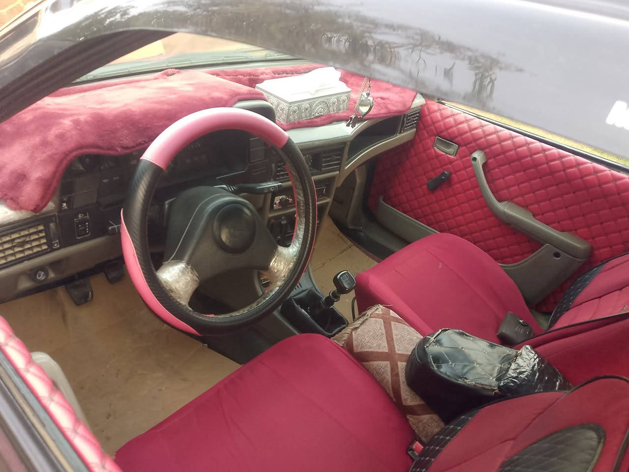 سلام عليكم سيارة اوبل  كاديت  موديل 91رقم كركوك سنوية الئ 29 السعر 30 وبيه مجال عنوان كركوك واحد حزيران  اتصال على هذا الرقم ***********
