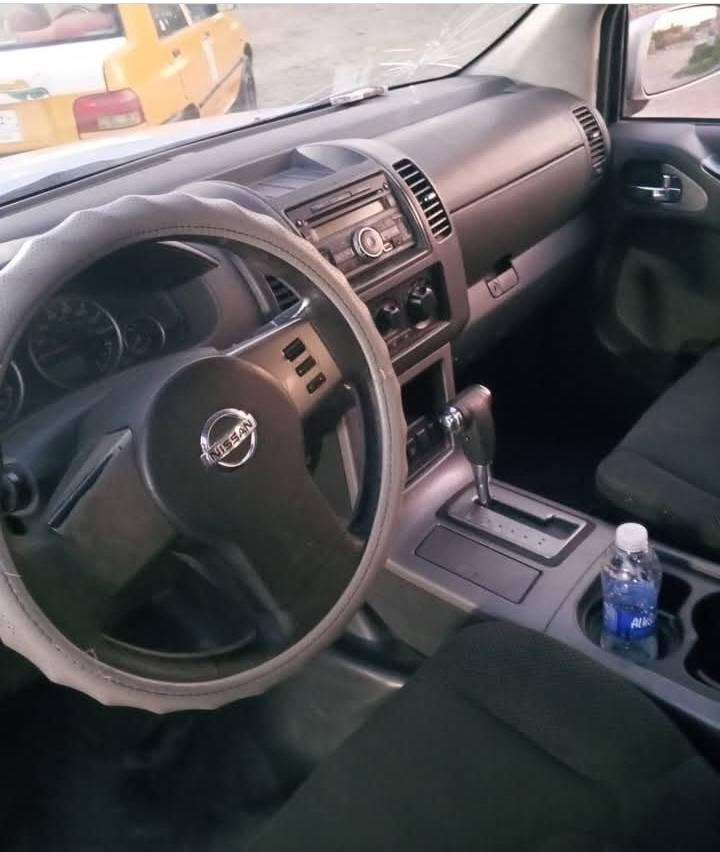 بافندره موديل 10حادثها جاملغ عكس السايق بيها اجراد صفحه الصدر داخلها جديد تبريد بي ليك محتاجه بعض التلحيضات السعر 85 ورقه تحويل مباشر واذ مراوس بصالون النتره 17فما فوق مع وجود الفرق اتصال ***********

