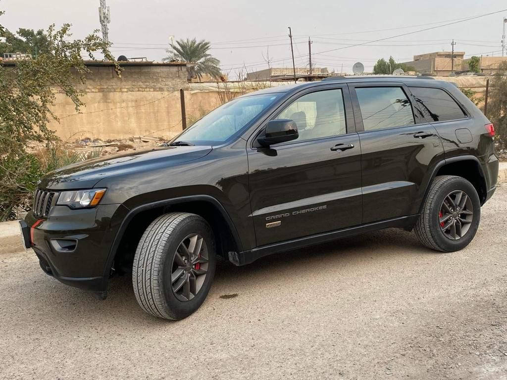 السلام عليكم جيب  للبيع مديل2017
حادثها موجود بلمنشور مكانها الكوت مركز المدينة للاستفسار الاتصال 0775 655 5700
