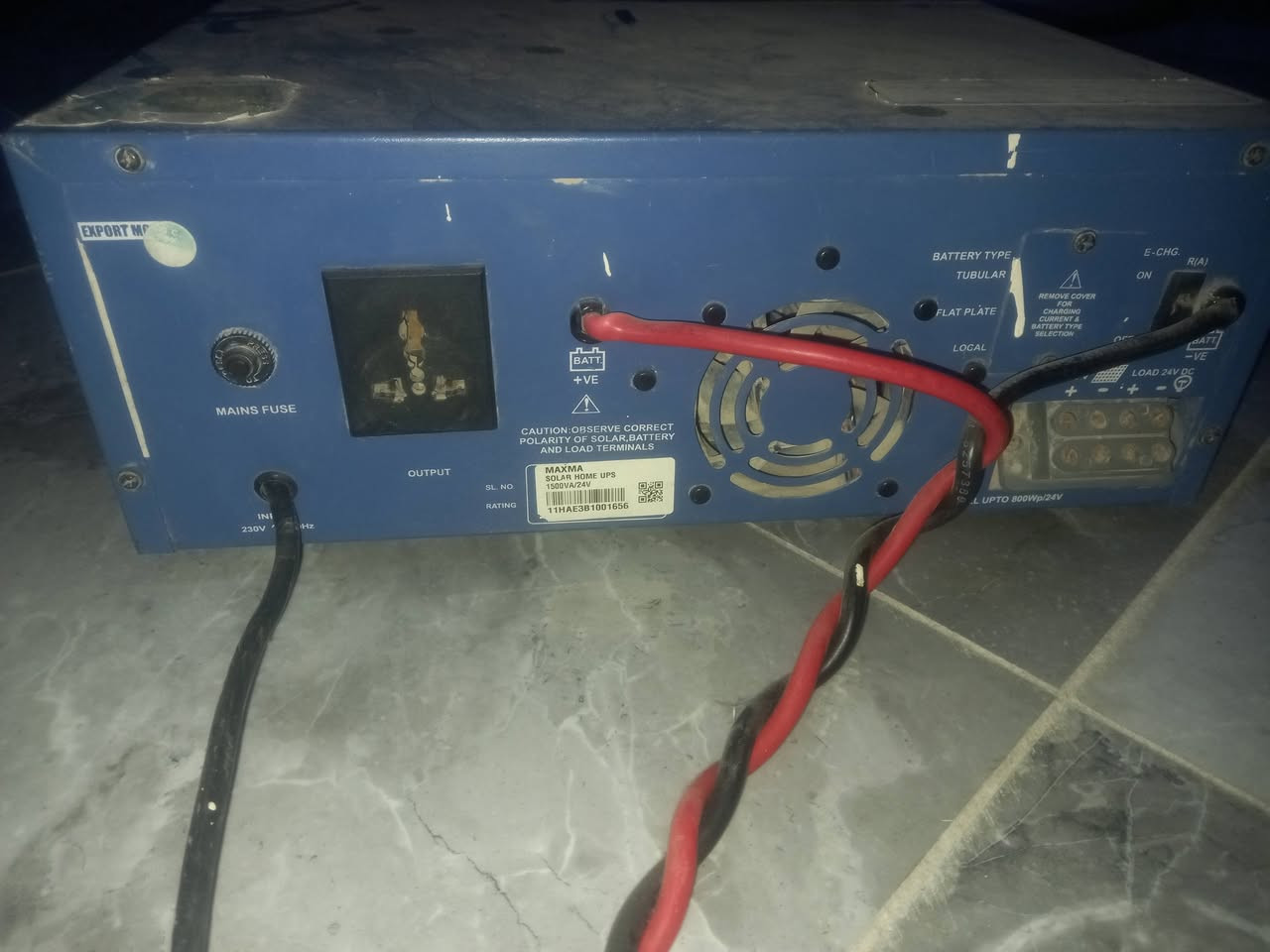 عاكسه مكسمه للبيع
حجم جبير تستقبل الواح 
السعر 100الف مكان بعقوبه 
هاتف ***********
