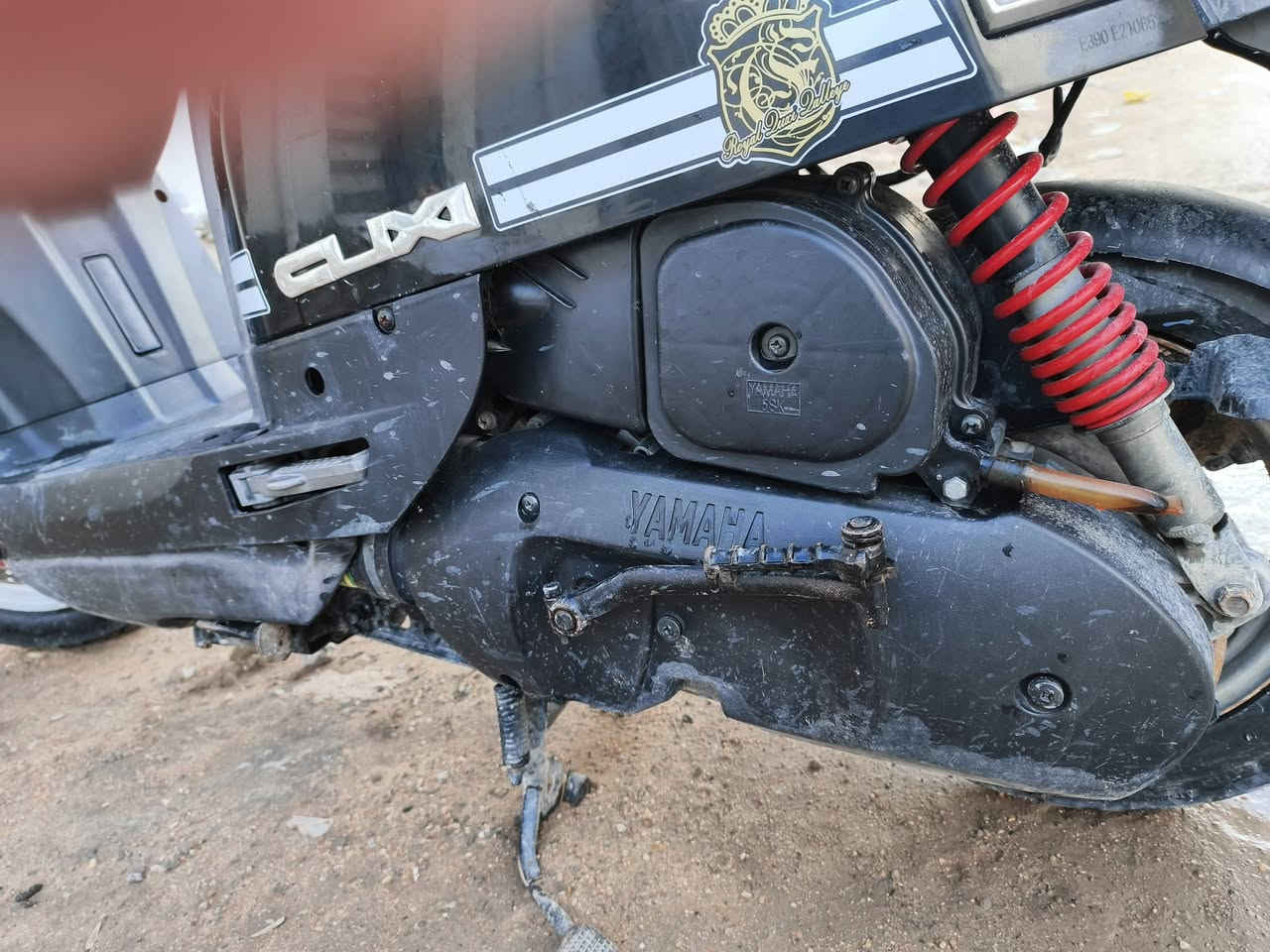 السلام عليكم بوليس نضيفه مال رمبه دراجه مكينه ما مفتوحه بوشه49 سلف اشاير هورن كلوب كله شغال شلعه ومعدل الدراجه احلى من الصوره 650 وبيه مجال قليل، ***********
