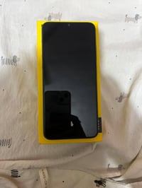 بوكو M5 • استعمال قليل • كارتون وشاحن