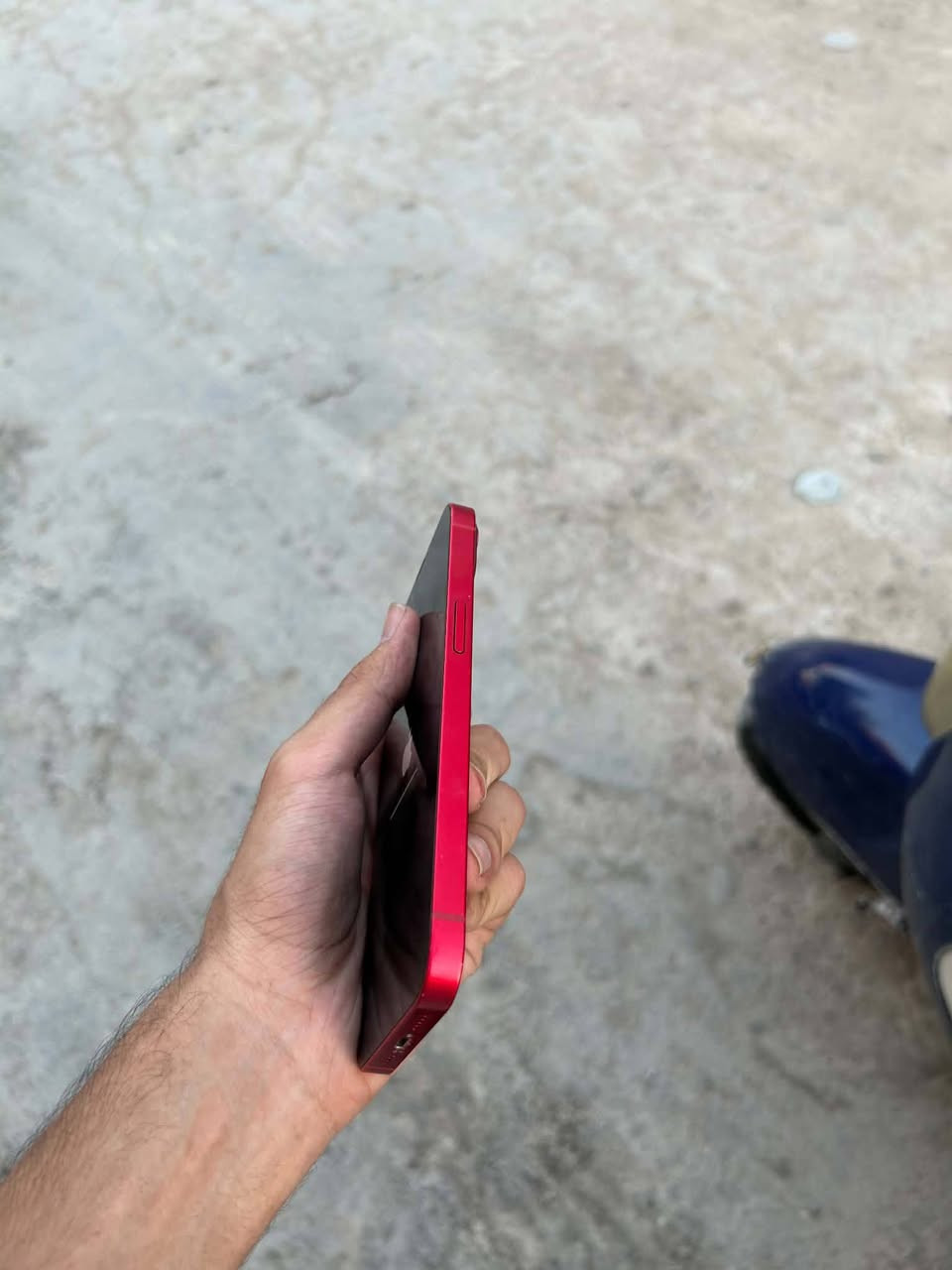 13عادي
مكفول من كلشي 
بطاريه 81 
400 وبيه مجال بسيط
***********
بغداد حي اور
