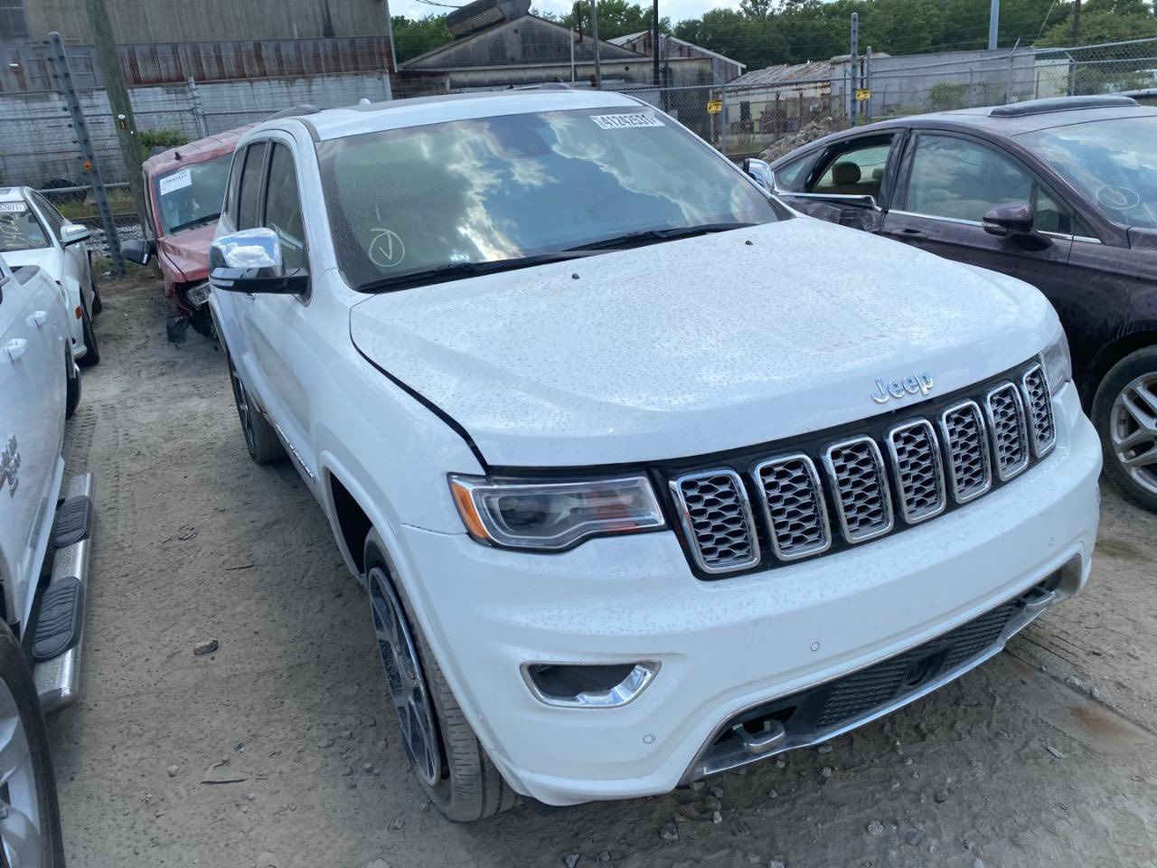 جيب كراند شيروكي للبيع
موديل 2019 وارد امريكي اوفر لاند دفع خلفي بلادي ماشيه 75 الف  حادثها موضح بالصور موجوده في بغداد الغدير للاستفسار اكصر الاتصال على الرقم ***********
