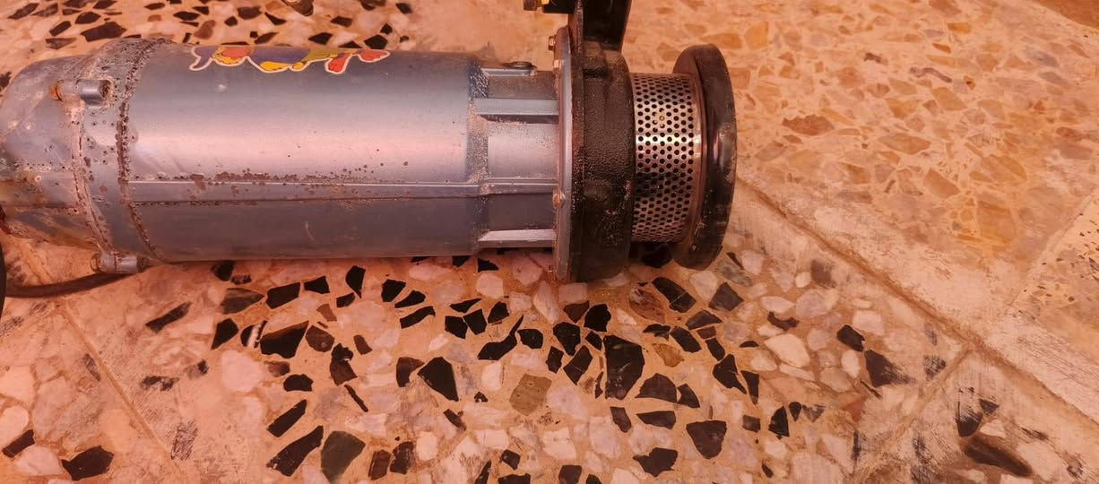 السلام عليكم 
غطاس توب الماجد 2انج 2حصان البارحة اخذتة بعدة جديد سبب البيع الكهرباء ضعيفة اخذتة 110 وبي مجال قليل او مراوس بروبن
مكاني كربلاء كنطرة السلام 
***********
