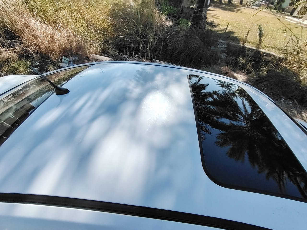 السلام عليكم سيراتو ٢٠١٣ خليجي رقم اربيل انكليزي وكالة او تحويل
مكفولة من عدة التكحيل شبر الموجود بالجاملغ الخلفي مثل ماموضح بالسونار 
مواصفات
فتحة بالسقف
مري شفط
اشاير بالمري
حساسات خلفية
تدفٸة تبريد شغال
حدادية ١٠٠% جديدة 
مكينة ١٦٠٠ لاتنقيص ولا تبخير مكفولة
كير مكفول 
السعر (١١٠) وبيها مجال 
رقم هاتف   ***********
