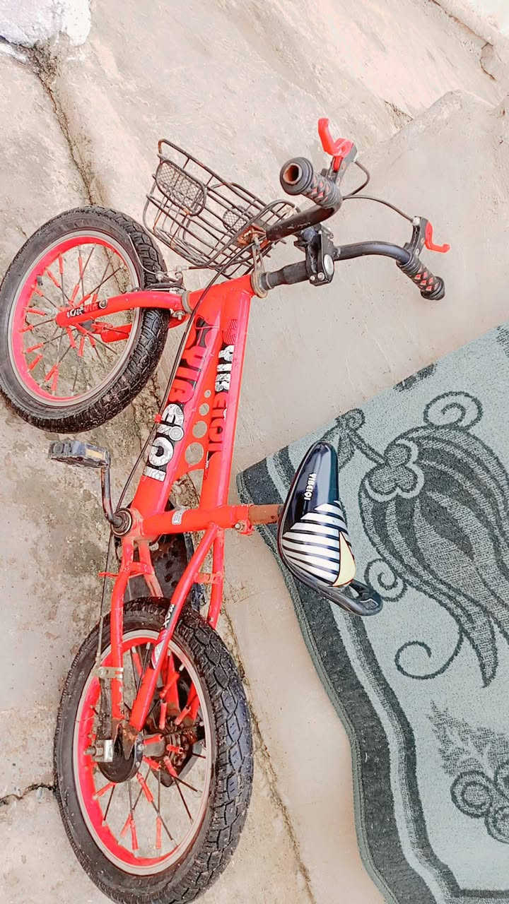 عليكم السلام عندي باسجل للبيع ما بي شي نهايه 25 هو بالموصل سومر


**إذا كنت صاحب هذا الإعلان وتريد حذفه لأي سبب، رجاءا أرسل رسالة إلى الدعم الفني**