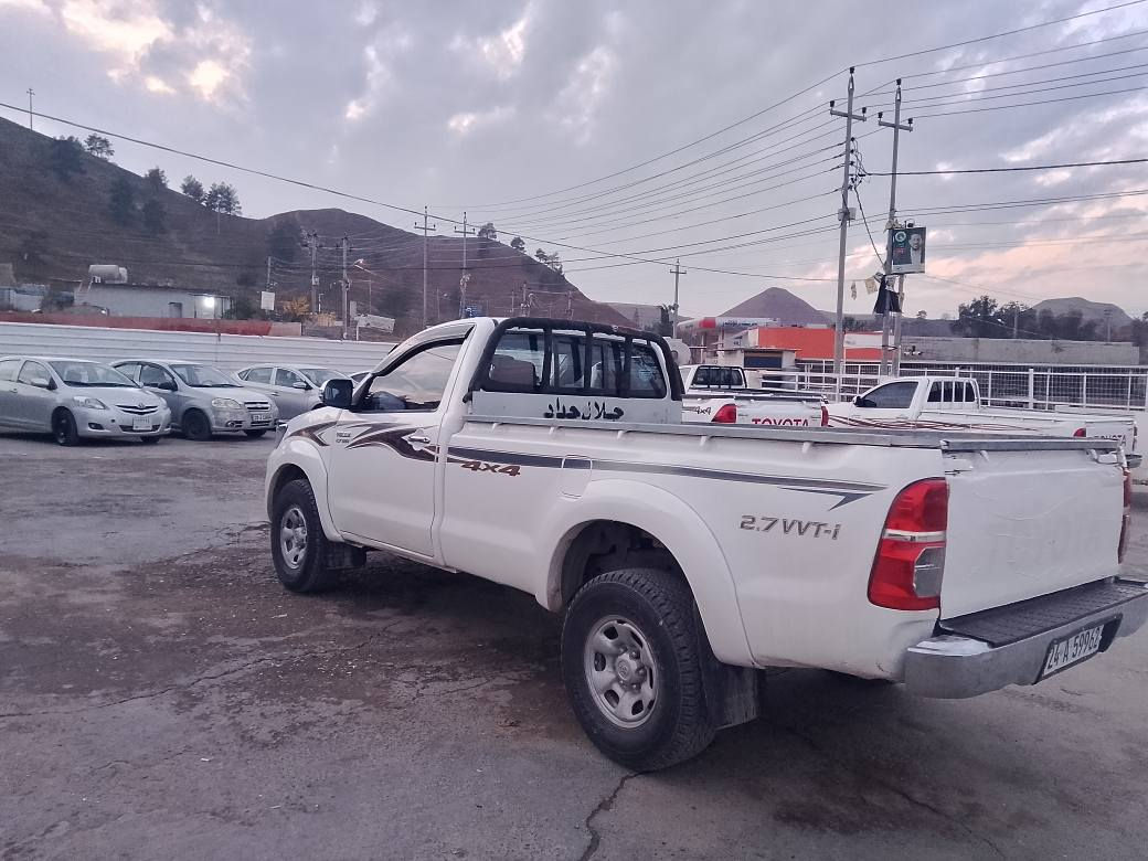 مەرزیە ٢٠١٤بێ سبوغ سەنەوی نوێیە گیرومکینە بە شەرت کەمیک تەزرەی هەیە تایە و ناوە بۆدی و تاقم پیشی تازەیە هەزەی نویە  سحری گونجاوە شوین تەق تەق 188$
***********
*********** أربيل, العراق
