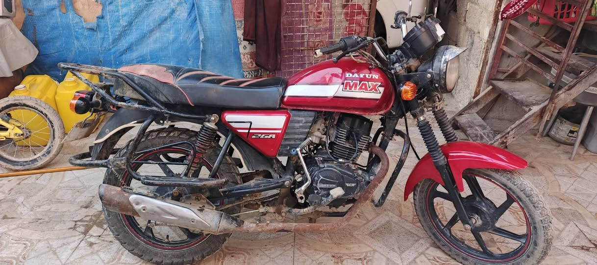 سلام عليكم دراجه دايون نفخ للبيع موديل 2019. دراجه خير من الله مكاني بلكوت السعر 950وبيه مجال اوراق اصولي. ***********
