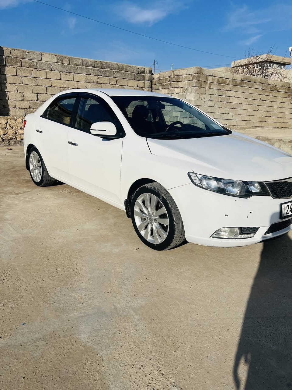 السلام عليكم
سيراتو 2013 للبيع
محرك 20
كير توماتيك و عادي ٦ نمر
شفتات
اشاير بالمري و مري صفط
شاشه وكامره وحساس
كير ومحرك شرط
الضرر ربع البوند
وجاملغ خلفي وربع الباب
بدون دواخل
سياره كدام العين افحص كلشي
للاستفسار الاتصال
***********
***********
