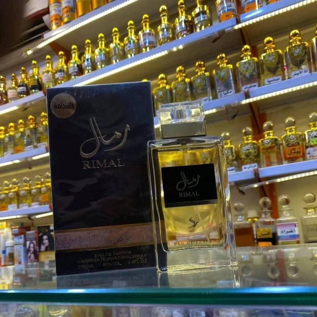 عطر لا يختاره إلا أصحاب الذوق الرفيع الذين يقدّرون قيمة العود والعنبر الفاخر 🤎 متميز.
#تواصل***********
عطر رمال الفخامة: حيث تلتقي حيوية البرغموت بعمق العود وسحر البخور الفاخر 🪵 زجاجة تأسر الحواس.
