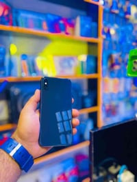 آيفون اكس ماكس • ٢٥٦ • اسود