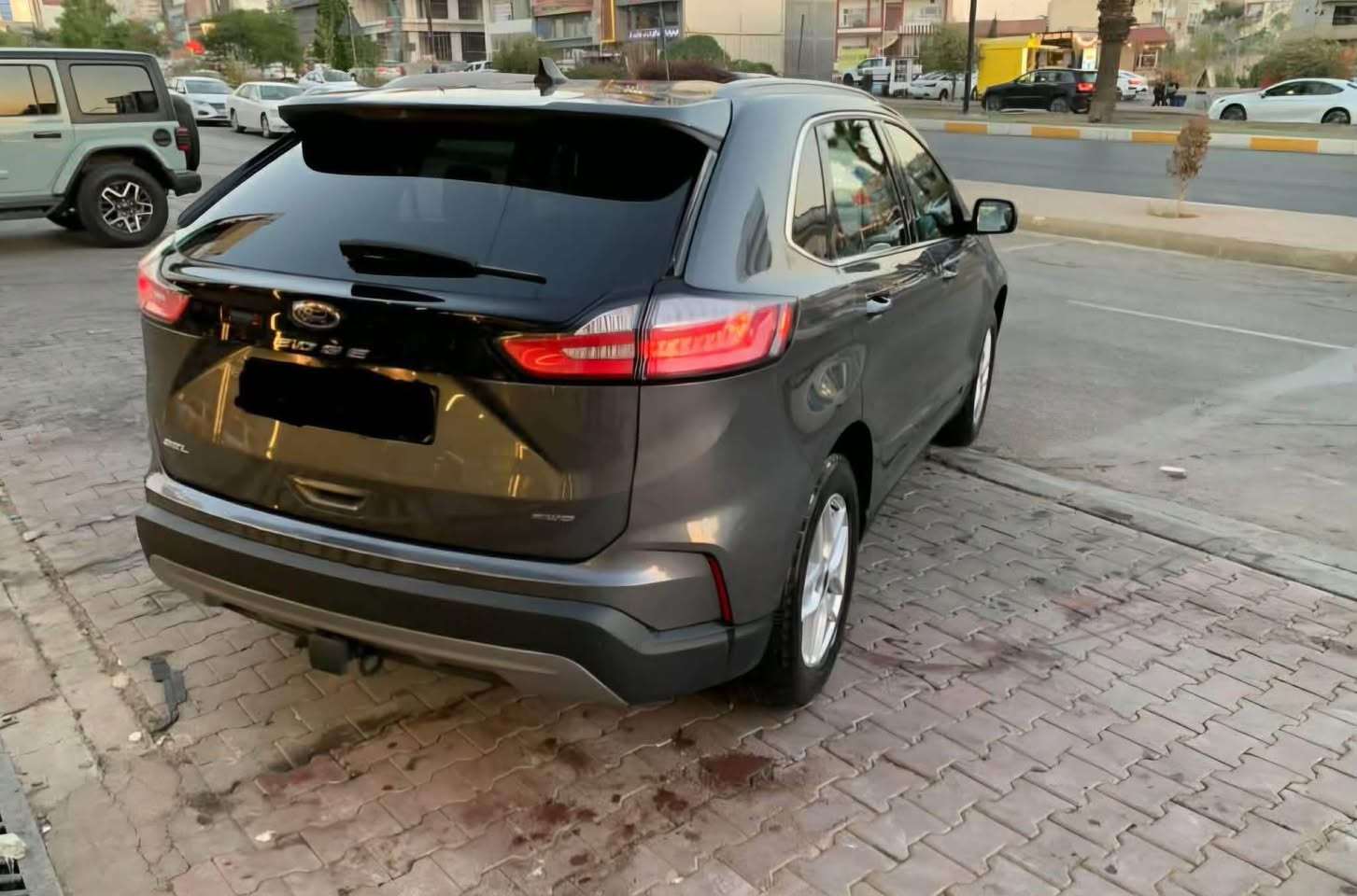 فورد ئیدج موديل SEL 2023
 گێڕو مەکینەی مەزبوت 
سەنەوى٢٠٣٠ تازەيه 
مه كينه ٤ بستون 2.0 توربۆ
 ٣٩٠٠٠٠ هەزار ڕۆشتووە
یەک پارچه بوياخ بێ ناوگرتن
دەبڵ ئەكسل
رادار
شەغال
ئۆتۆ هۆڵد
برێك بەسمه
خەتى جاده
تەبريد مەركەزى
لايت ليد
كوشن كارەبا
شاسه گەوره تێسلا
كوشن هيتەر
سوكان هيتەر
سنوق كارەبا
به سمه
186$ 
ث.م *********** السليمانية, العراق
