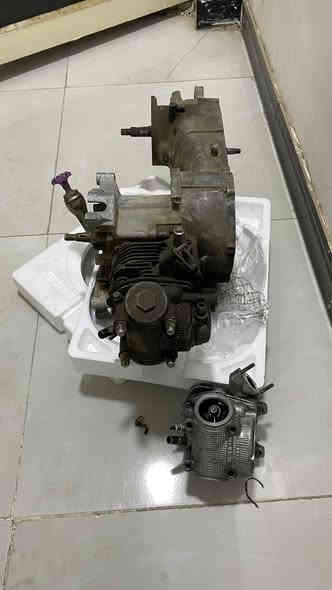 سلام وعليكم غراض مال ماكس مكينه طابوكه 
وكور بلاد
وسوادات وصالنصات وياله بلاديات 
+ هواي غراض ما مصورهن سبايدرات عدي وكابريترات بلاد وتجاري ع الشغل
وسلف كذالك موجود 
ايشي تحتاج راسلني وبخدمتك 
***********
