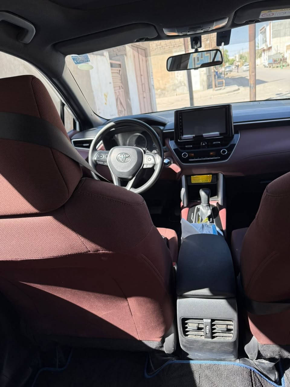 سلام عليكم                                                                   كورلا كروز هايبرد موديل 
2024
السياره شركة ساز 
ضمان 8سنوات
السياره ماشيه٢٣ ألف حقيقي
سعر السيارة 215ورقه
***********
***********
موجود  واتساب 
للبيع أو مراوس فورد مافرك
