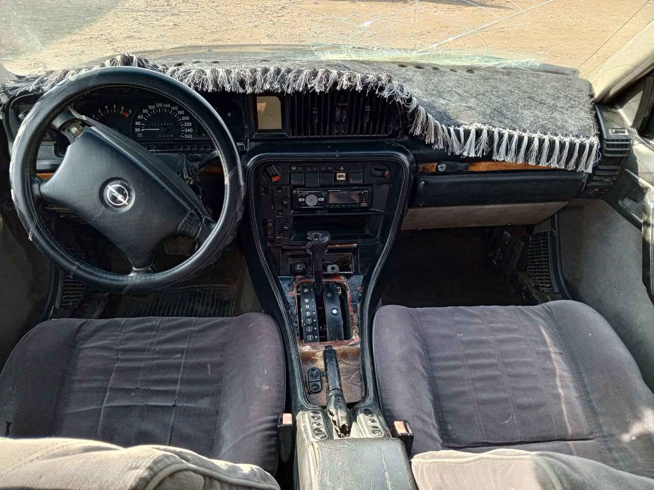 اوبل سيناتور موديل 1991 حجم 30 محرك 6 فل رقم نينوى اخضر تحويل من الشرعي كابون مامسجلة السعر 13 وبيها مجال 

للإستفسار ***********
