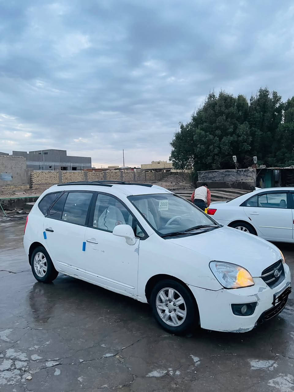 سلام عليكم كيا كارنز ٢٠٠٧رقم بصره دولي سنويه لل٢٠٣١مكينه ٦سلندر لسياره بيها حادث فخذه واصل لتكمه  اليسرى ومصلحه ومصبوغه ٧راكب مكينه كير جدد حداديه ٦٠٪؜ كهربائيات تبريد كلها شغاله السعر ٦٠ وبيها مجال قليل استفسار اكثر
‭٠٧٨٣ ٥٩٣ ١٨٣٦‬
