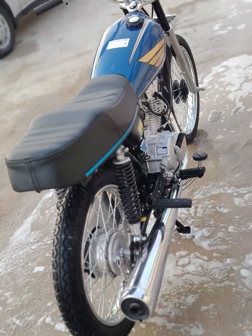 سلام عليكم البيع دراجه تعمير 24 شاصي 17 كفاله عشاير دراجه نضيف سعر خاص او مراسله ***********
