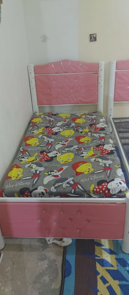 للبيع جرابي عدد ثنين انضاف وحده منهن بيها لحيم والثانيه مابيها شي


**إذا كنت صاحب هذا الإعلان وتريد حذفه لأي سبب، رجاءا أرسل رسالة إلى الدعم الفني**