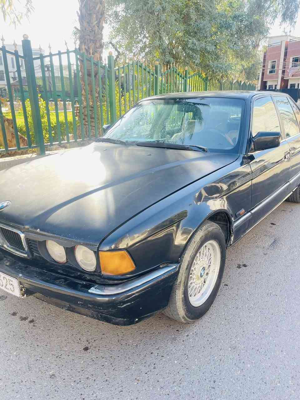 سلام عليكم للبيع بي ام دبليو
موديل ١٩٨٩ رقم بغداد الجديد 
محرگ گير خير من الله و كهربائيات 
مكاني بغداد السيدية 
السعر ٤٠ ورقة و بيها مجال
الرقم *********** بي واتساب
*********** بي واتساب
