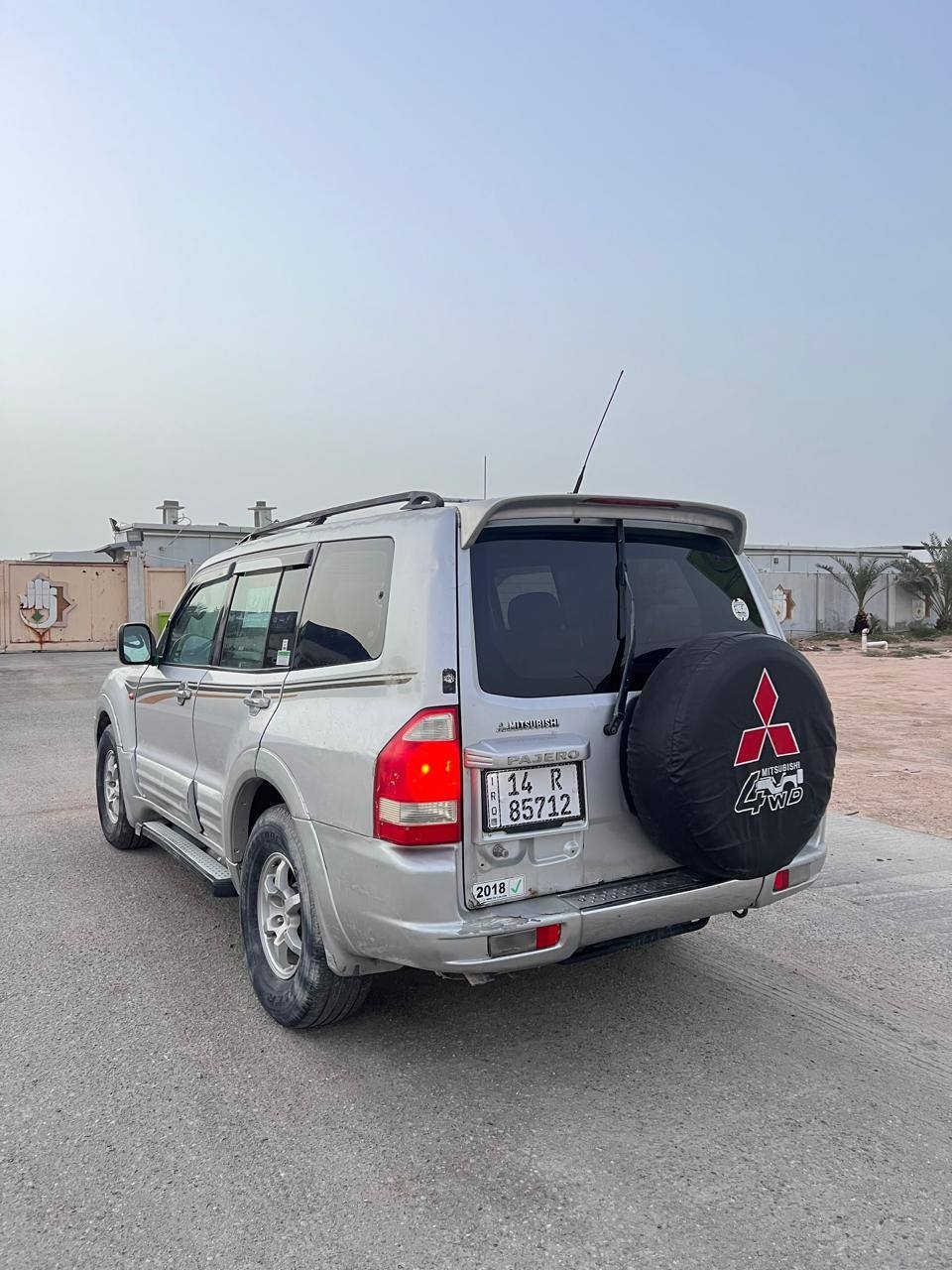 باجيرو مديل 2000رقم بصره تحويل مكينه وكير في فيتي مكفوله من صبق وضربه كهربائيات كلهه شغاله ٧راكب سياره بدون نقص مراوس او بيع عنوان زبير *********** البصرة, العراق
