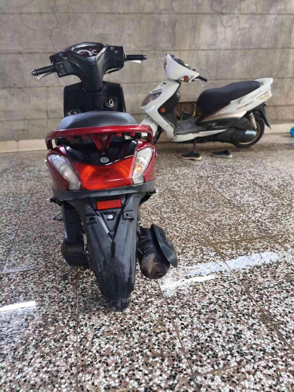 سلام عليكم دراجه اكزز nx ياباني موديل حديث دراجه نضيفه كلشي مابيها اي نقص مابيها الدراجه نضيفه بحالة الوكاله البجم مكسور من جوه كسر خفيف الدراجه نكره سلف كهربايات حساس الاستاند شغال حساسات مابيها شي المكينه مفتوحه مره وحده سعر 1100 مكاني بغداد شعله رقمي واتساب فقط ***********
