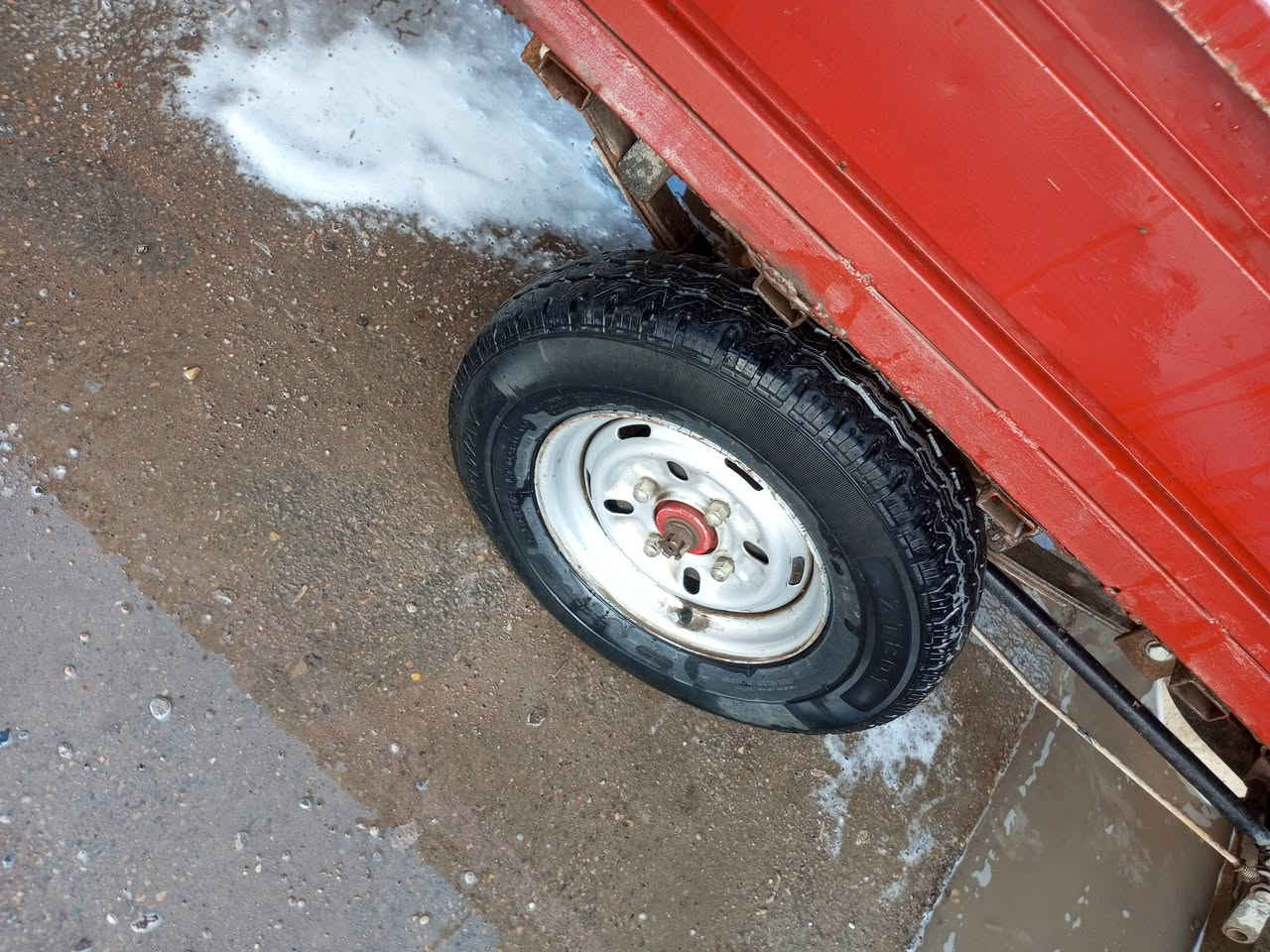 السلام عليكم ستوتة  للبيع محرك ٢٥ برغي ما مفتوح بي خير من اللة. مال عر وجر شاصي نضيف حصيرة تسكام كهربائيات كلهة جدد  نكرة سلف رقم اسود بدون راعي كفالة محرك  وعشاير اسوي وياك مكاتبة السعر ب٨٠٠ وبيهة مجال مكاني كوت زين القوس ***********
