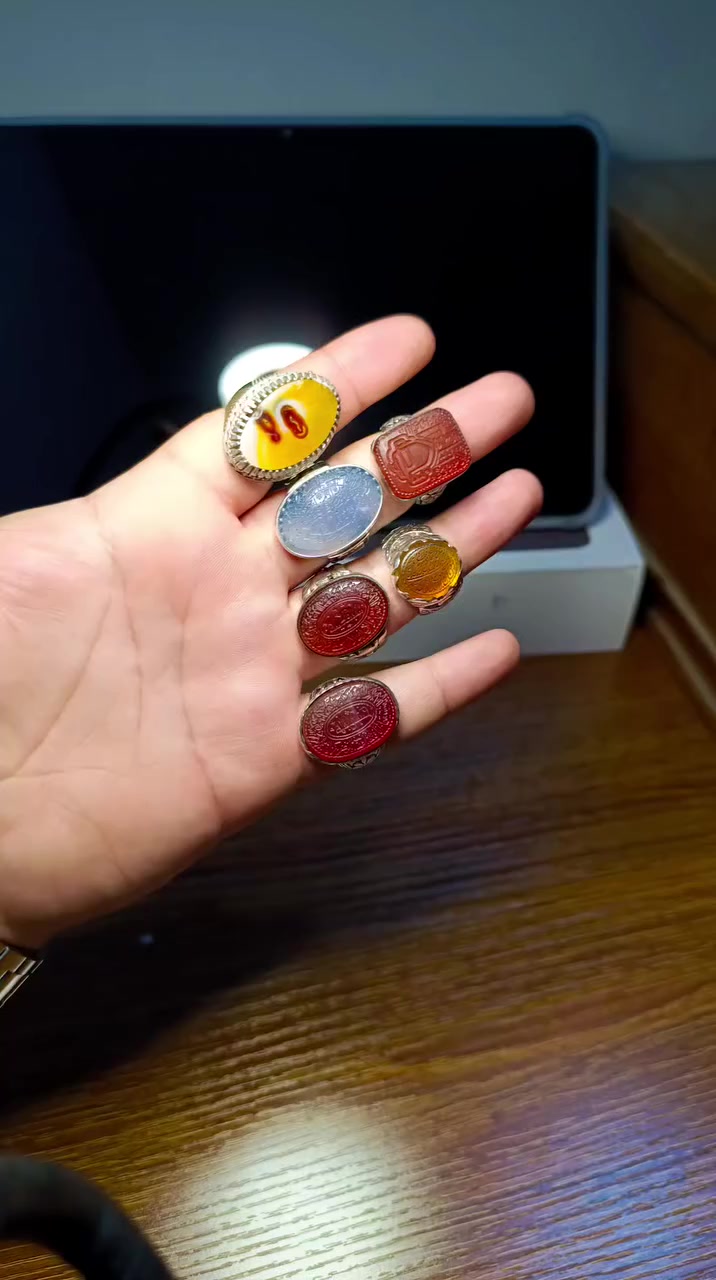 اللهم صل على محمد وال محمد
خواتم من العقيق المخطوط ⭕

يوجد توصيل جميع محافظات العراق ⭕ 

الاستفسار :*********** 🌹🌹
