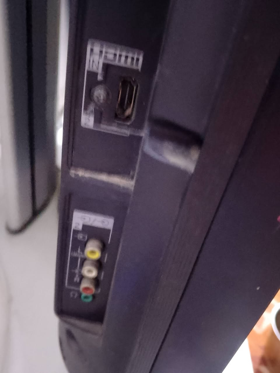 سلام عليكم بلازم للبيع بدون نت بس فيشه مال ستليت يريدهه تبديل سعر 75 رقم الهاتف *********** مكان امن ادخلي حي جهاد
