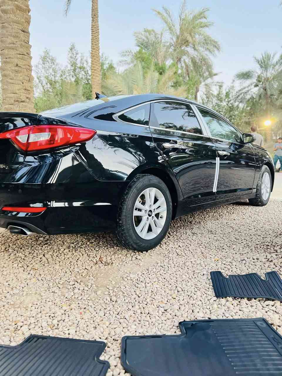 🚗 للبيع – Hyundai Sonata 2015 🚗
سيارة مرتبة ونظيفة، استخدام شخصي وبحالة جيدة 👌

🔹 الموديل: 2015
🔹 الحالة: حادث سابق (جاملغ + بنيد)
🔹 ملاحظة: بدون تبديل، بدون شاصي، بدون لغد
🔹 التواير: جديدة (تبديل قبل أسبوع)
🔹 تبريد ❄️ + تدفئة 🔥
🔹 حدادية تخبل وما بيها مشاكل

📌 رقم السيارة: واسط (سنوية للـ 28)
📍 الموقع: الديوانية

📞 للتواصل: ***********

— رجاءً للجادين فقط
