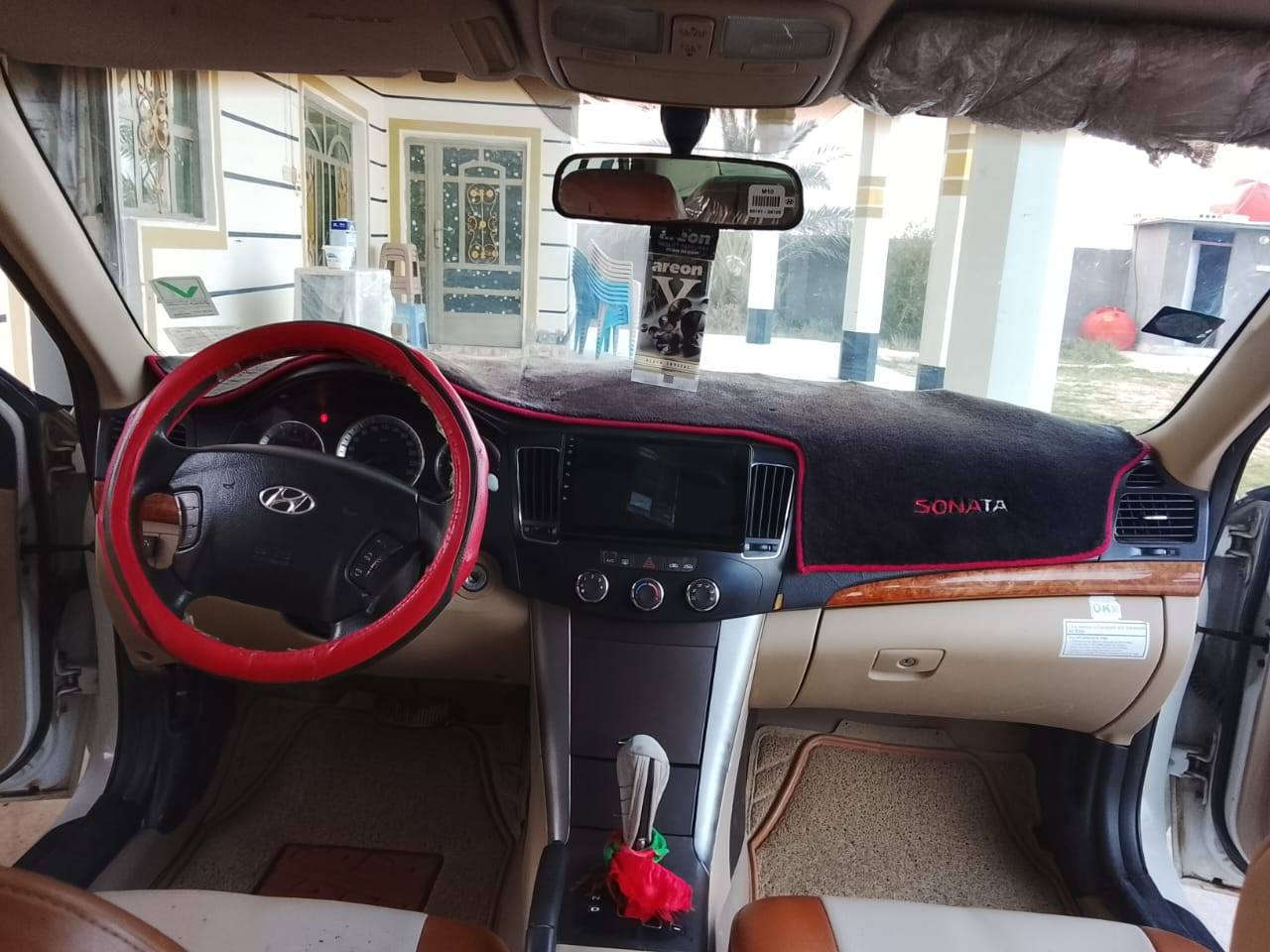 السلام عليكم سوناتا للبيع المقدس خليجي السياره رقم بغداد  بيه جاملغ امامي اثر اشخوط مرشوش باقي السيارة كفاله عامه فول مواصفات كير محركه كفاله تخم تاير جديد حداديه جديده داخل بيجي منظومه غاز جديده مكينه 2400 دوش تبريد ثلج السيارة مال جناي بسمي تحويل ثاني يوم سنويه 2030 السعر 145بيه مجال بسيط المكان بابل ناحيه النيل  الاتصال على الرقم ***********
