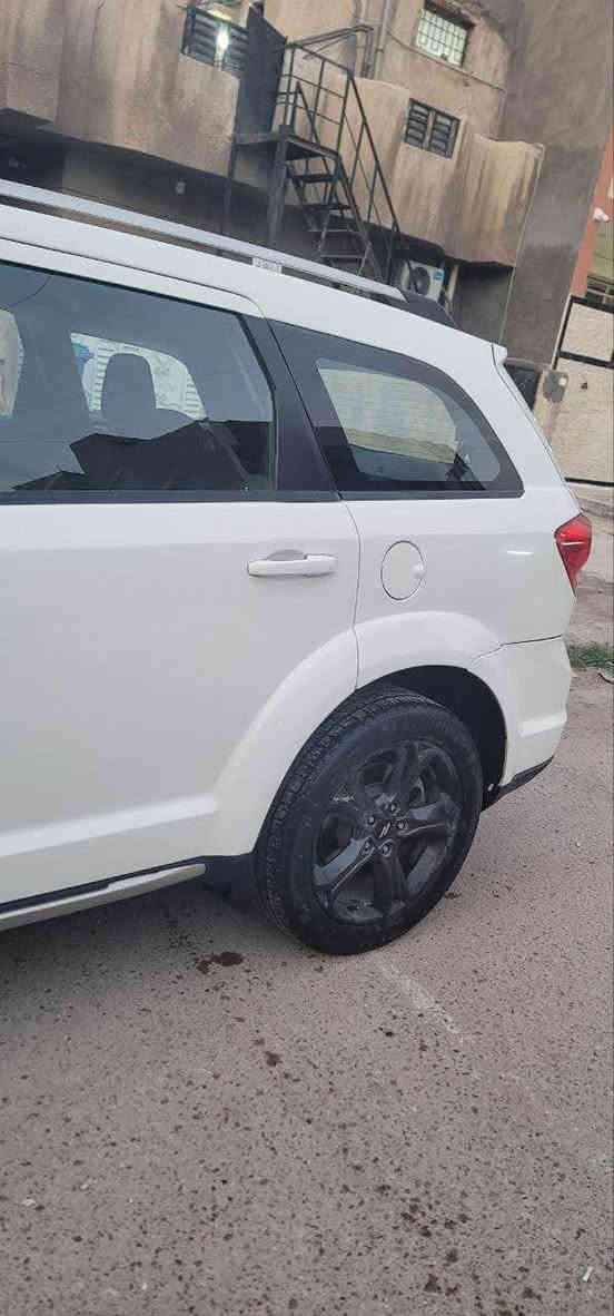 دودج جورني 2019 ابيض اللون 6

سلندر 7 راكب حادثها صندوق وجزء من الجاملغ الأيمن صبغ بسيط جهة الباب الايسر وخلف السائق تحكمات ستيرن تشغيل عن بعد بصمة أبواب يعني (فول مواصفات) كير ومحرك مكفولات تخم تايرات جديد ... اعتبرها مصبوغة حزام السعر 16000 دولار وبيها مجال صور الحادث مرفقة مع الصور

للاستفسار 
*********** بغداد, العراق
