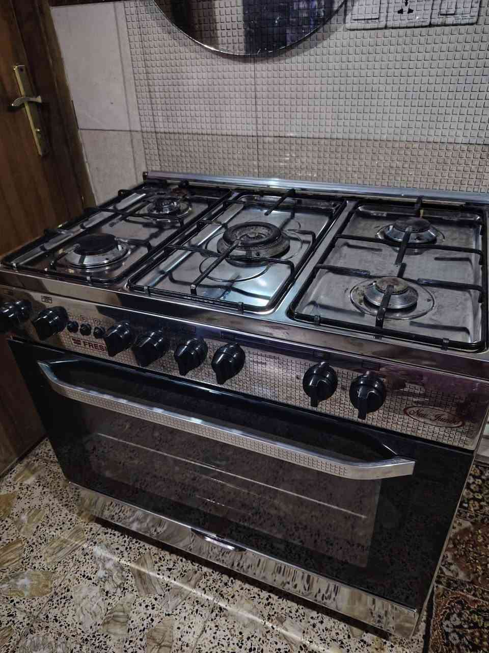 سلام عليكم طباخ فريش مصري الاصلي جديد اسخدام سبوعين  سعر ٢٧٥ مكان زعفرانيه ***********
