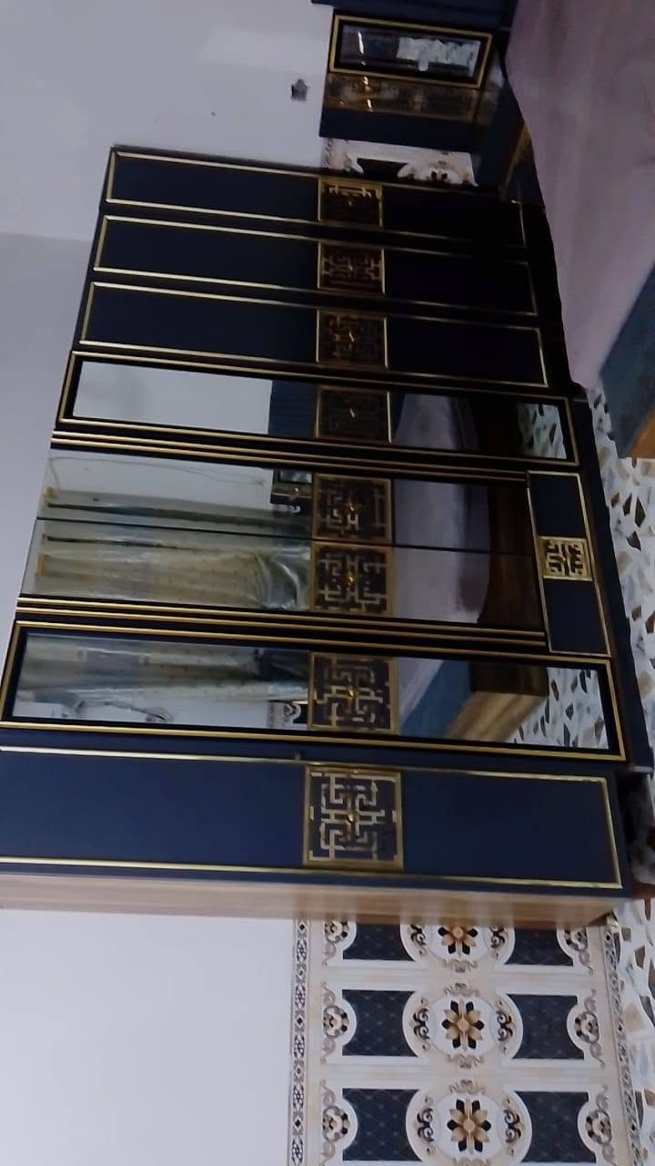سلام عليكم غرفه نوم تركيه مكونه من 8 قطع غرفه نضيفه
السعر 400 وبيه مجال 
العنوان رمادي تأميم قادسيه ثانيه 
الاستفسار على هذه الرقم ***********
