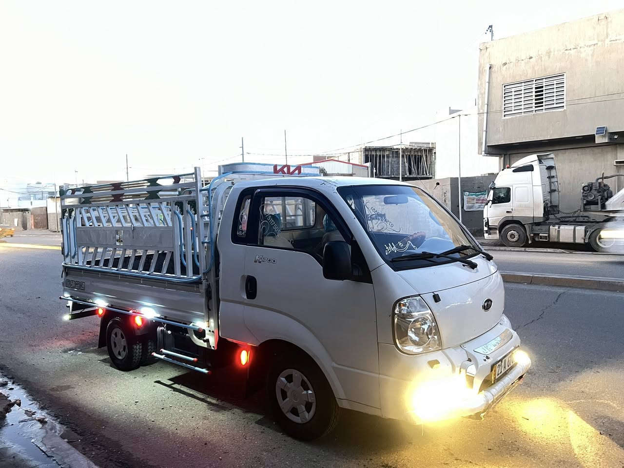 کیا2700مودیل 2012 سەنەوی تا 2027تازەیە و هەزەی تازەیە بی بویاغە دوو جی ساردە کوتی هەیە شەش تایەی تازەیە مەکینەو کیر وپەمپی تازە تەسفیت کراوە حسەی گازی هەیە تاخم پیشی تازە کراوەتەوە تەبریتشی بەشەرت سەیارەکە دەعامی بە دەعامی بەشەرت

کیا حمل2700مودیل2012 هزە سنوی لغای2027جدید بدون سبوغ موکانین بارد قلیل محرک کیر بمب جدید مجفت حسە کاز عند صدر مال جدید تبرید یشتغل سیارە دعامی لل دعامی بشرت
سعر 120مجال
***********——***********
مکان کرکوک
