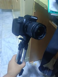 كانون 4000D • عدسة 18-55 • ستاند هدية