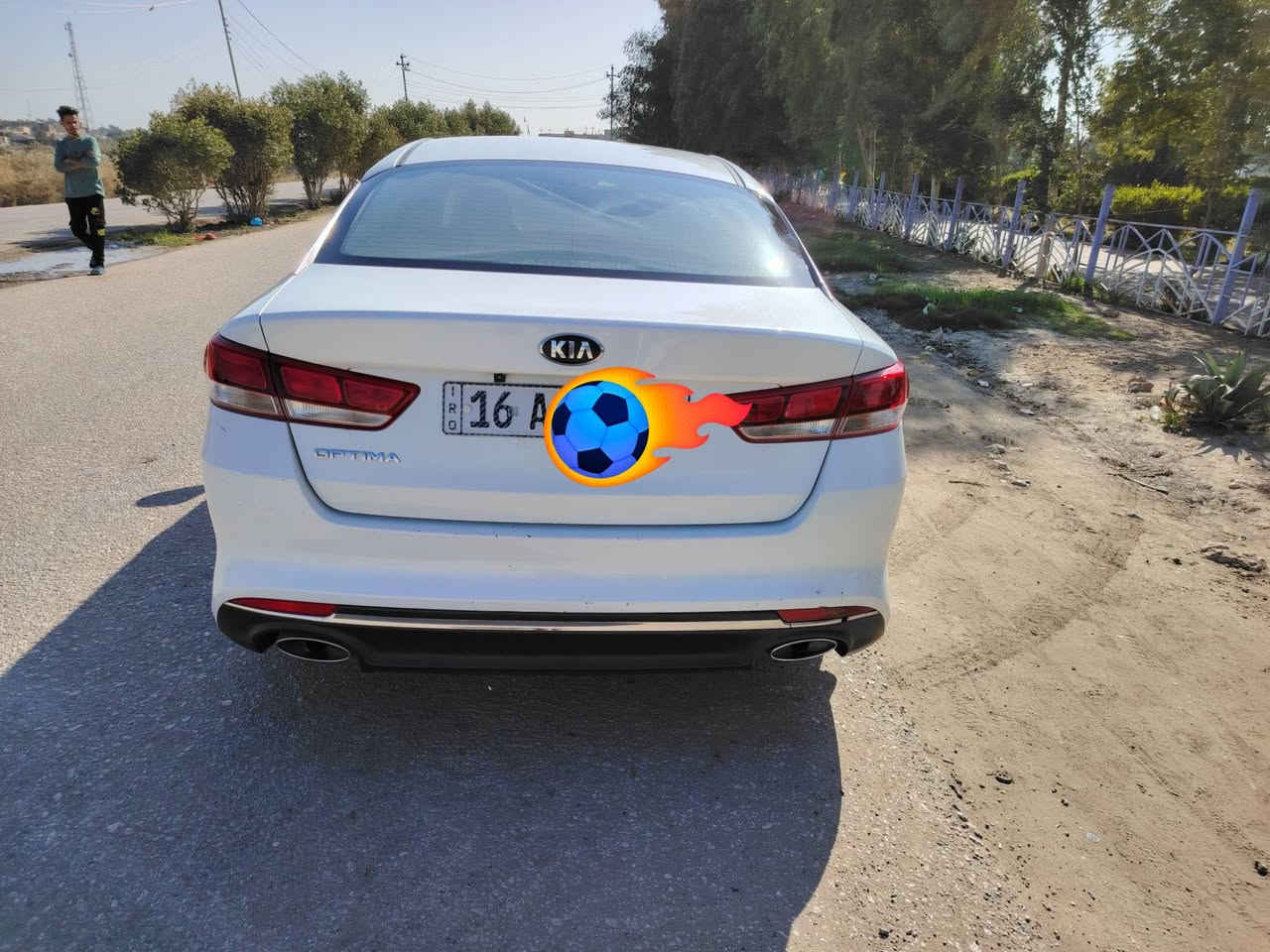 سلام عليكم..
كيا اوبتما 2017 خليجي  للبيع

محرك دوش 2400

كير محرك تبريد حدادية كلها شرط سيارة جاهزة

رقم قادسية مشروع وطني بأسمي

مواصفات نص

مري شفط اشاير بالمري انظمة قيادة مثبت شرعة مانع انزلاق شفتات سرعة  كاميرا شاشة تاب تبريد قطعتين

بيها طخه جاملغ و بنيد 

مكان نجف مشخاب

سعر 152 و بيها مجال بسيط

***********
