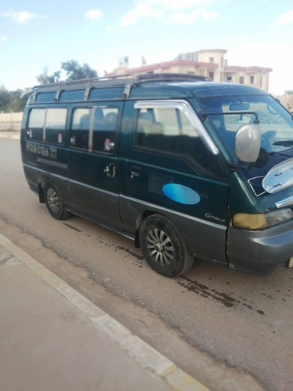 سلام عليكم كية موديل 1995مكينة كاز سنوية 2027 هيئة ممسجل مرور ع400 الف شرعي مال سيارة من موصل تريد تحويل تريد وكالة كلش اكو سعر 55وبية مجال بسط مكان سيارة تلعفر رقمي للتوصل *********** وبي واتساب هم
