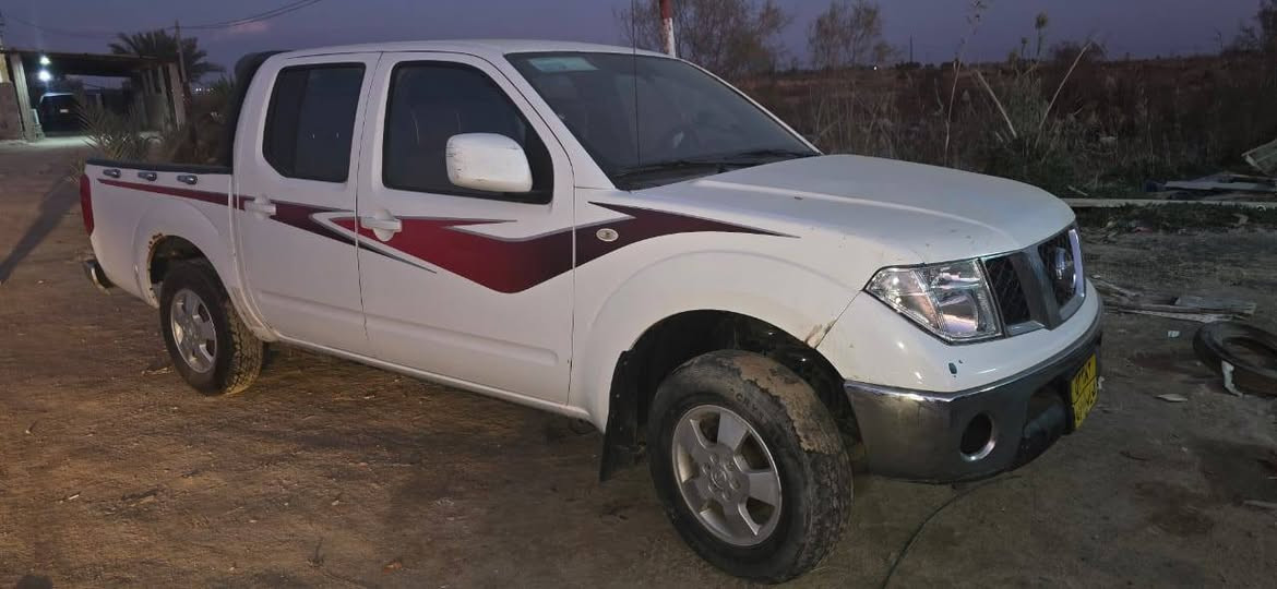 سلام عليكم نيفاره 13 البيع سياره مكفوله من كص او ضربه قويه حداديه وتاير جاهزات ابس بيه المحرك بي صوت طكطكه سعر 75وبي مجال رقم الهاتف ***********
