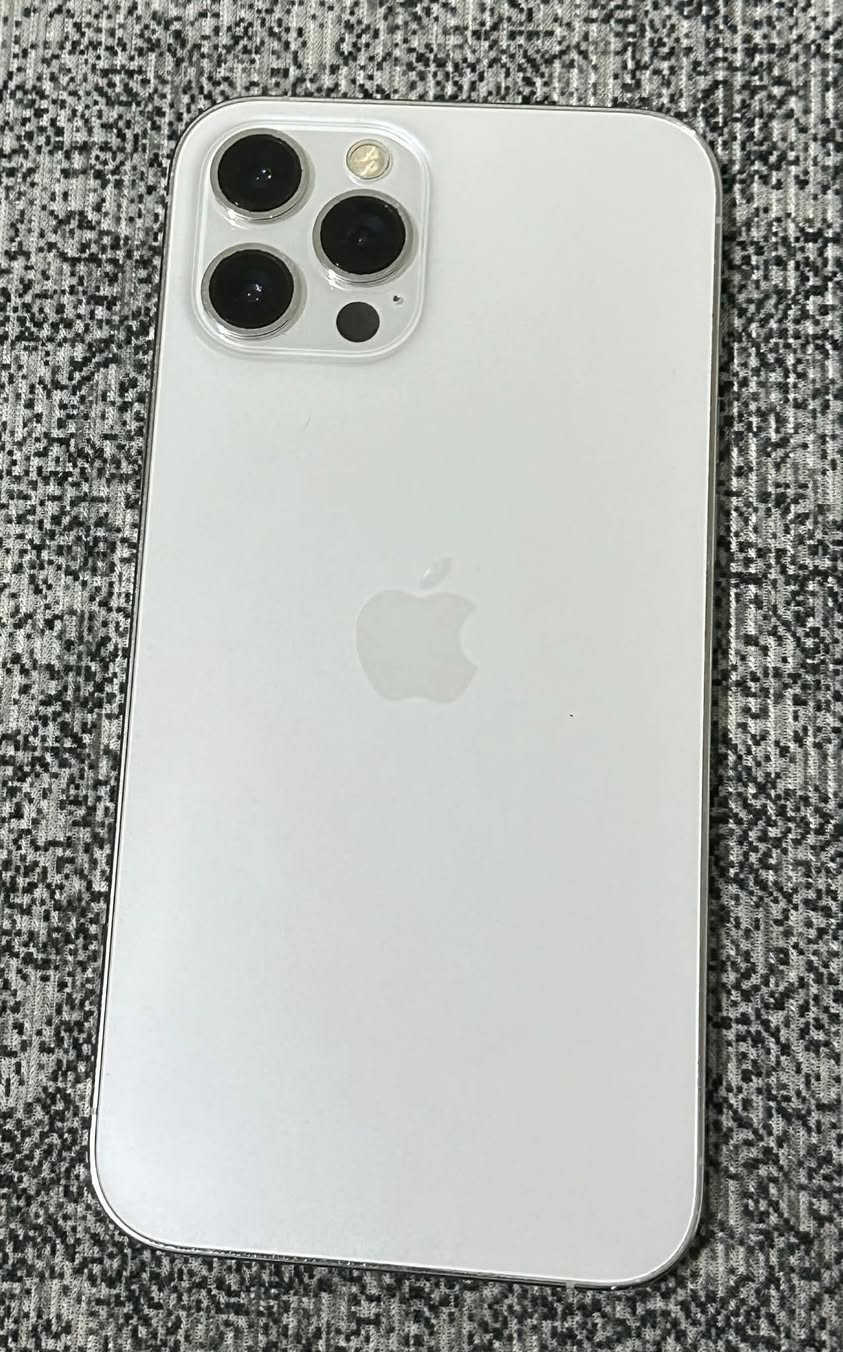 ايفون 12برو ماكس 

لون ابيض

ذاكرة 256

نظافة 90‎%‎

بطارية 74‎%‎

السعر 425

الاستفسار ***********

المكان بغداد الزعفرانية
