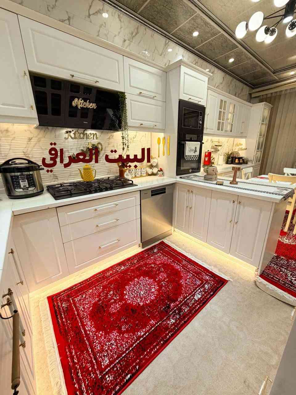 طابع من المودرن الرمضاني😍
جمال الاوف وايت مع الاحمر🤍♥
شركة البيت العراقي للأثاث 
الانبار الرمادي وسط شارع ميسلون 
***********
