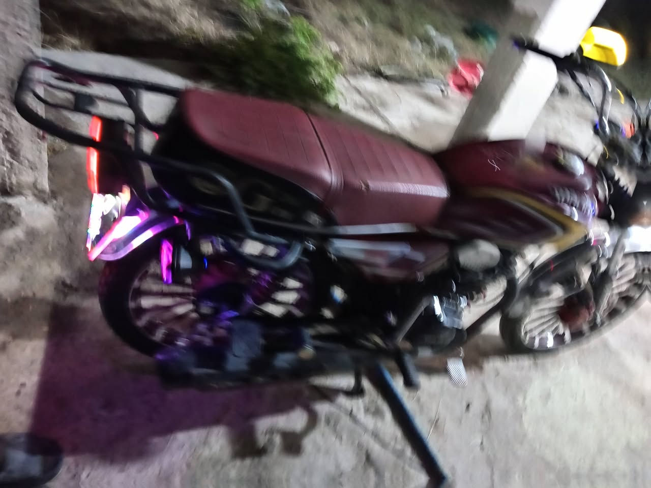 سلام وعليكم دراجه يراني موديل 2025 ئوراق كامله 200سيسي السعر 850وبيهه مجال الطيبين العنوان بغداد الدورة ***********
