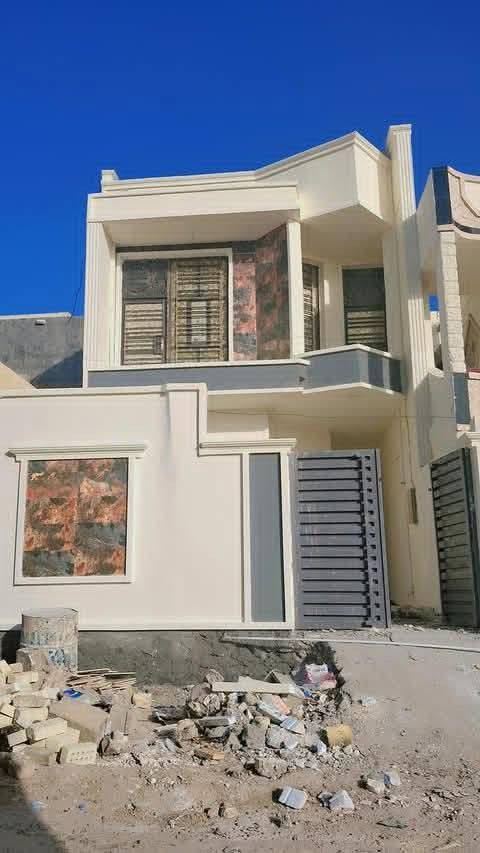 صباغ بيوت داخلي خارجي سعر مناسب تريد عل غرفة تريد عل قطعي وتر ستوب مانع رطوبة هم اشتغل صبغ سيراميك ***********واتساب او خاص
