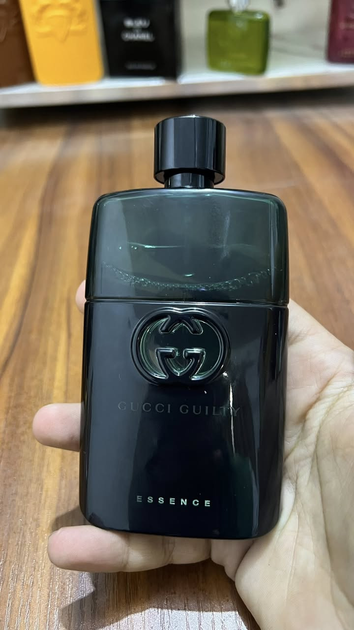 عطور اصليه مستخدمه للبيع اي عطر يعجبك علق عليه واكلك السعر الاسعار تفليش


**إذا كنت صاحب هذا الإعلان وتريد حذفه لأي سبب، رجاءا أرسل رسالة إلى الدعم الفني**