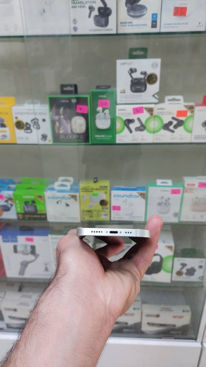I phone 12 
امريكي
مبدل شاشه وبطاريه
ذاكرة 128G
توفر كاش والاقساط على ماستر كارد الرافدين والاهلي العراقي والرشيد 
متوفر على سوق جني
على موقع🔍  بغداد الحريه تقاطع شارع العياده الشعبية
يوجد خدمة توصيل لجميع المحافظات🚕
أرقام المبيعات
***********📱
***********
