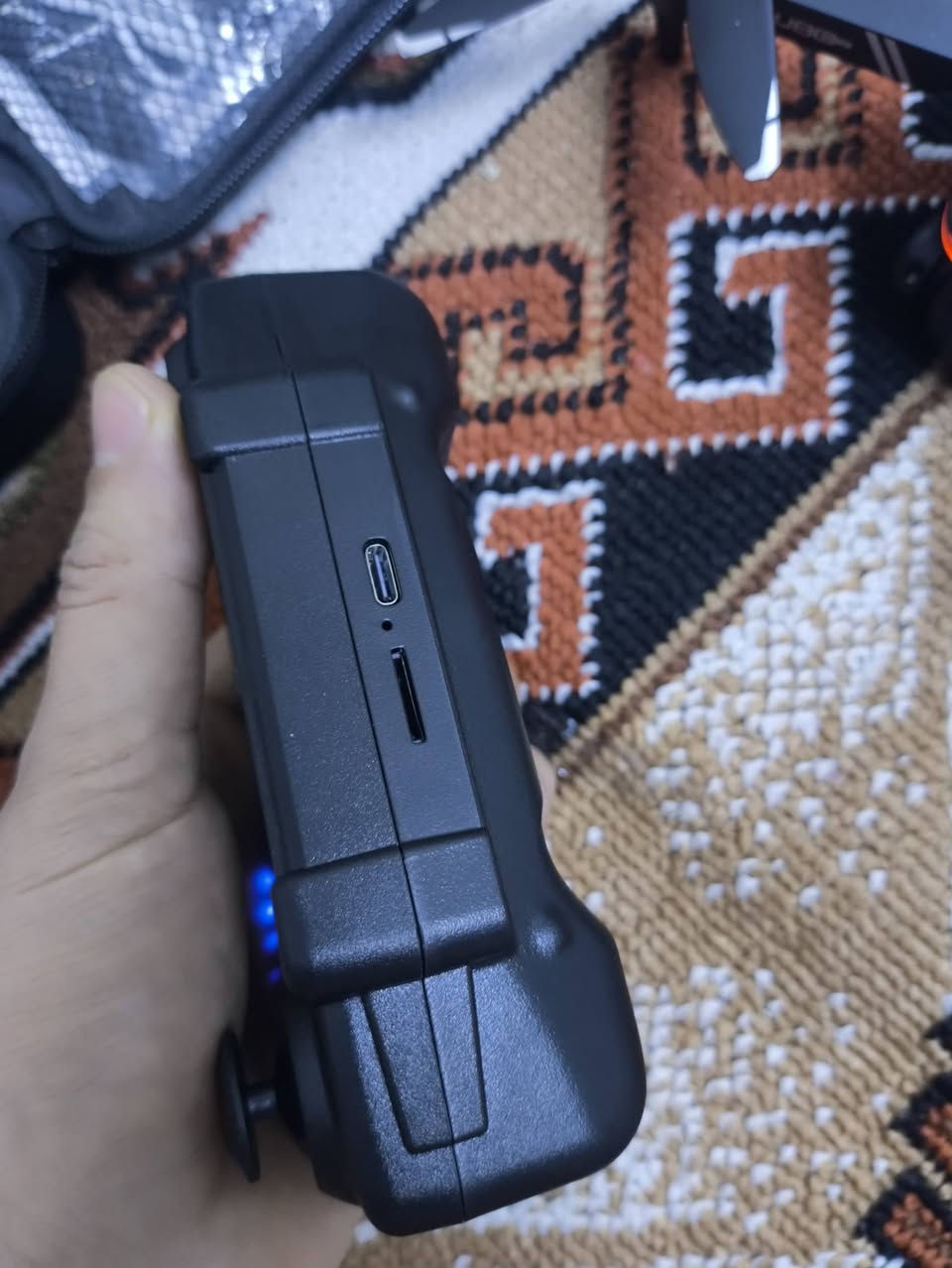 درون مع ثلاث بطاريات ب 40


**إذا كنت صاحب هذا الإعلان وتريد حذفه لأي سبب، رجاءا أرسل رسالة إلى الدعم الفني**