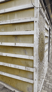 سياج حديد للبيع الطول تقريباً 15 متر والارتفاع مترين يحتوي على بابين بسعر مناسب المكان بغداد العبيدي / شارع الجامع للاستفسار ***********
